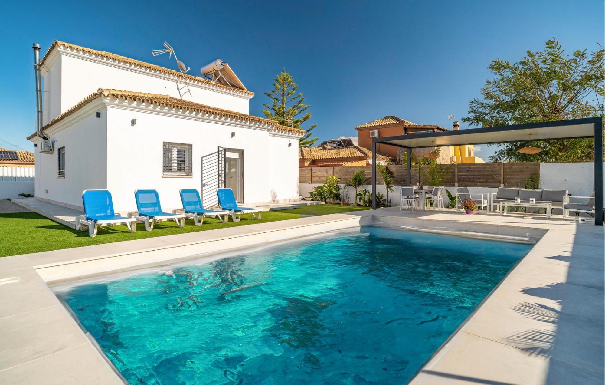 3 Bedroom Awesome In Chiclana De La Fronter Holiday home Chiclana de la Frontera